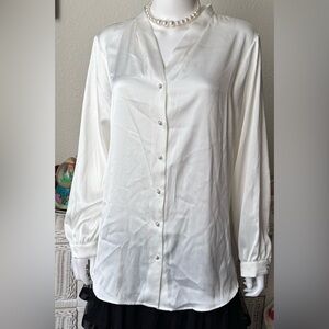 Adrianna Papell textured satin blouse in White Color Size 1X NWT